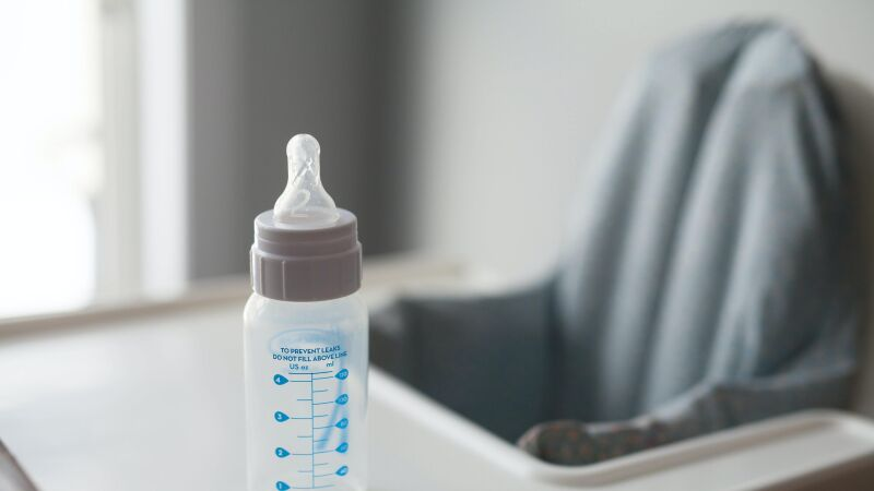 Que tipo de leche es mejor para la formula infantil que toman los bebes.png1