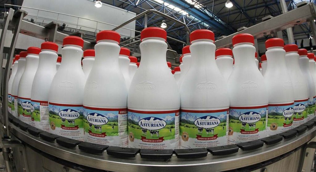 Central Lechera Asturiana pagó la leche de sus ganaderos un 6,5% por encima de la media