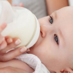 Que tipo de leche es mejor para la formula infantil que toman los bebes