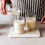 Adiós a la leche más consumida en España: el motivo que pone a los expertos en alerta
