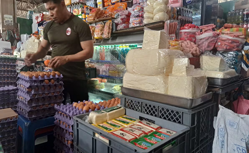 Cae hasta 20% el abastecimiento de leche a industrias