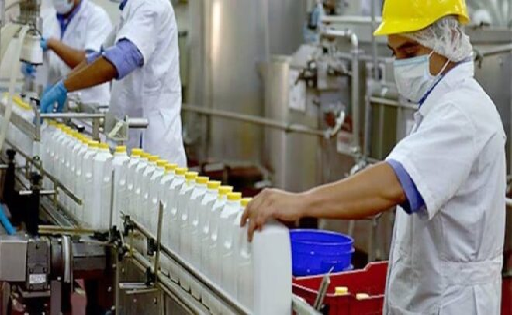 Industriales lácteos apuestan por meta de 1.000 millones de litros pese a caída en la producción