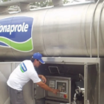 Cierra planta, vende barato y ofrece traslado a 400 km