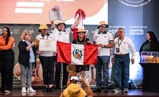 Perú arrasa en ExpoQueijo siete medallas en Brasil