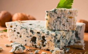 Roquefort vs queso azul diferencias clave