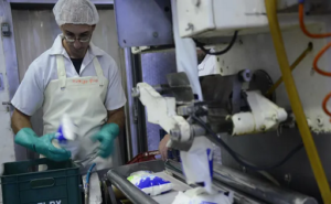 Urgencia en la lechería uruguaya temor a cierres y recortes