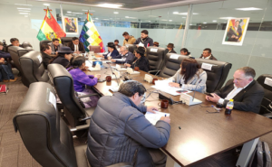 Bolivia aprueban fondo para impulsar la producción lechera