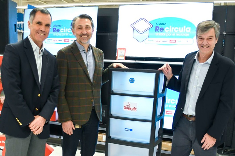 Economía circular envases de yogurt se vuelven estantes
