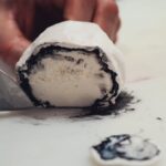 El mejor queso de Canarias está envuelto en ceniza y se elabora con leche cruda de cabra