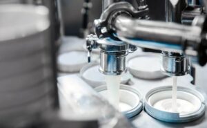 Biotecnología vs tradición la leche de vaca sigue siendo el estándar nutricional