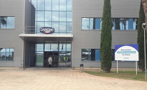 Danone refuerza su planta en Valencia producción crece 60 % tras inversión