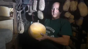 El abogado mendocino que dejó el derecho y brilló como maestro quesero