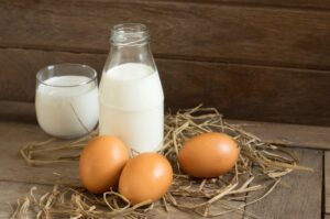 El huevo y la leche entera son los dos alimentos más nutritivos