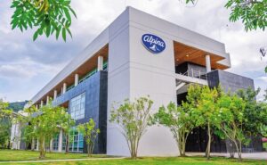 Alpina y Ramo ingresan al Top 10 de reputación de alimentos en Colombia según Merco