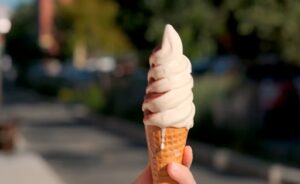 Científicos hallaron un método para que el helado no se derrita