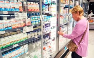 Las ventas de lácteos repuntaron en septiembre gracias a ofertas y promociones