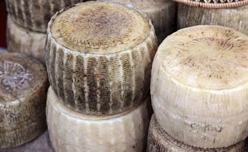 Precio de la leche en Castilla-La Mancha cae y casi se iguala al de Castilla y León
