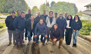 Productores uruguayos visitan INIA Remehue para conocer innovación láctea