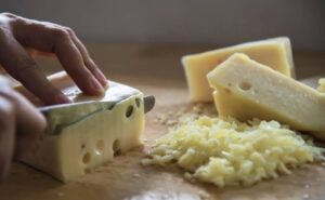 Queso artesanal vale hasta $1.000 mientras los adulterados cuestan $200