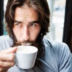 Café con leche: ¿mejores efectos para la salud que el café solo? 1 Café con leche mejores efectos para la salud que el café solo