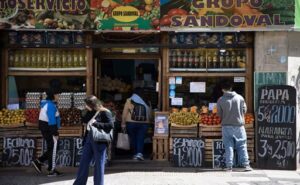 Comercios de barrio ganan terreno frente a los súper
