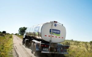 Guerra láctea en Uruguay por conflicto agudo entre el sindicato y Conaprole