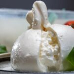 La burrata italiana en riesgo por la baja de leche