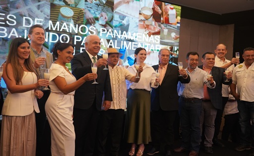 Lanzan campaña nacional para incentivar el consumo de leche y productos lácteos panameños