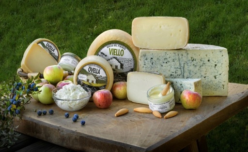 Un queso azul de medalla de oro desde el Pirineo a Suiza