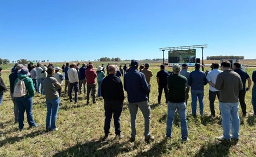 Uruguay analiza cómo gestionar el crecimiento de la lechería