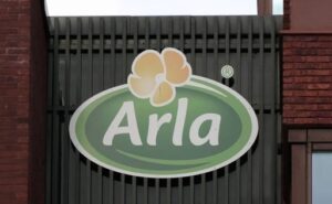 Arla invierte US $354 millones para expandir la producción de quesos en Suecia