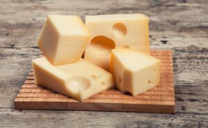 Caída del precio del queso golpea a pequeños productores en la Costa Caribe