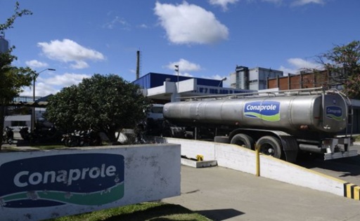 Conflicto en Conaprole genera desabastecimiento y riesgo de derrame de leche