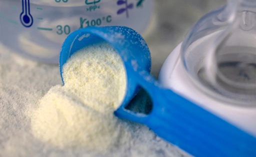 Justicia francesa abre varias investigaciones por leche infantil