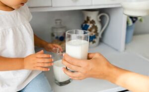 Expertos recomiendan tres lácteos al día para la salud