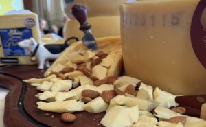 Impulsan ley para declarar a Colonia como la Cuna del Queso Artesanal