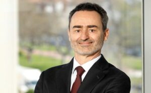 Lluís Farré preside la AEFY