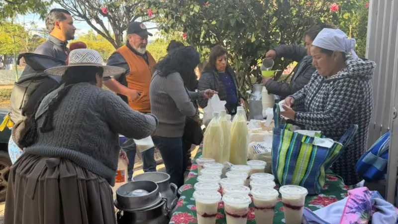 Bolivia Bloqueos de rutas colapsan el acopio industrial en Cochabamba