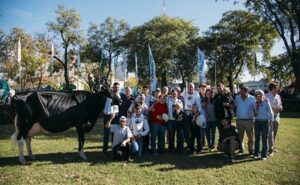 Cabaña La Lilia arrasó en TodoLáctea y se llevó la Vaca Suprema