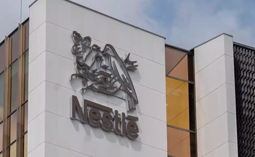 Nestlé reduce despidos, pero el conflicto laboral sigue creciendo en España