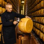 Parmesano: el queso protegido que mueve millones y enfrenta una ola de imitaciones 1 Parmesano el queso protegido que mueve millones y enfrenta una ola de imitaciones