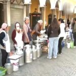 Bloqueos obligan a rematar leche, queso y yogur productores venden directo al consumidor para evitar pérdidas