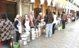 Bloqueos obligan a rematar leche, queso y yogur productores venden directo al consumidor para evitar pérdidas