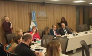 El sector lácteo llevó al Congreso sus reclamos para crecer y exportar más