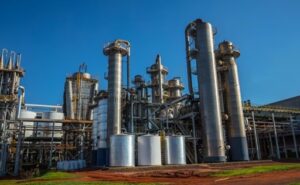 Adecoagro pagó USD 148 millones por una planta de azúcar y etanol en Brasil