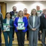 Chile presenta una de las obras más completas sobre producción de leche bovina