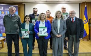 Chile presenta una de las obras más completas sobre producción de leche bovina