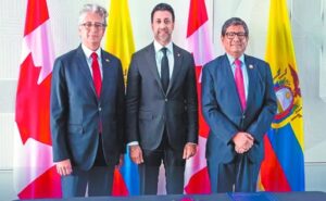 Ecuador y Canadá firman un TLC que protege al sector lácteo