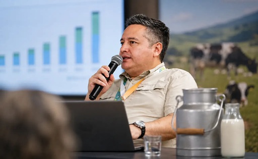 Fedegán advierte que la leche importada ya gana terreno en Colombia y pide mejorar la competitividad