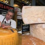 El maestro quesero que se hizo viral al abrir una rueda de queso añejo